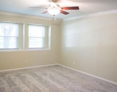 18119 N Shadow Valley Drive - Photo Thumbnail 8