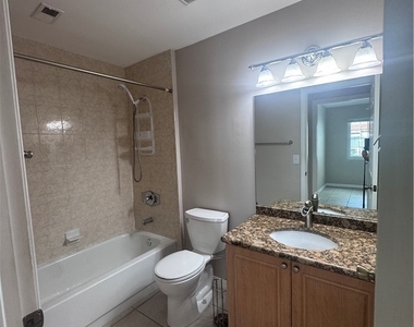 3421 Winkler Avenue - Photo Thumbnail 9