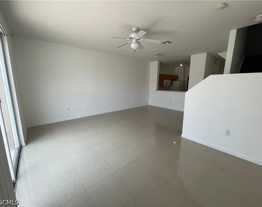 3637 Pine Oak Circle - Photo Thumbnail 3