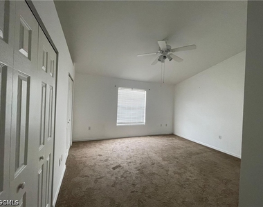 3637 Pine Oak Circle - Photo Thumbnail 14