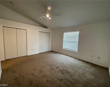 3637 Pine Oak Circle - Photo Thumbnail 12