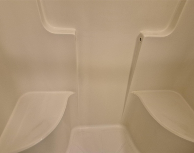 330 Holiday Lane - Photo Thumbnail 32