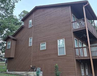 330 Holiday Lane - Photo Thumbnail 34