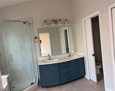 9809 Boraso Way - Photo Thumbnail 15