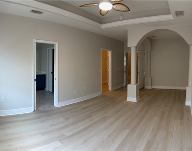 9809 Boraso Way - Photo Thumbnail 14