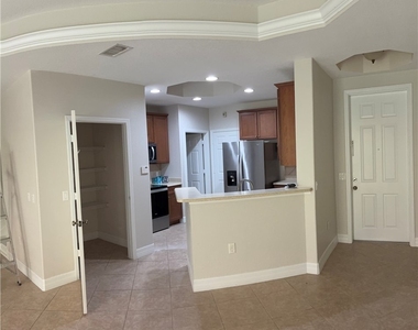 9809 Boraso Way - Photo Thumbnail 5