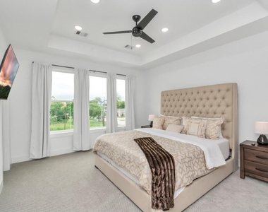 2722 Anita Street - Photo Thumbnail 32