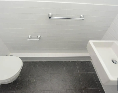 240 East 78th Street - Photo Thumbnail 9