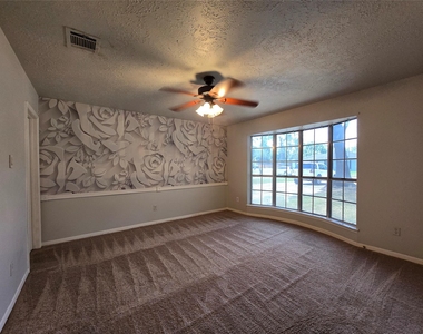25510 Thistlewaite Lane - Photo Thumbnail 5