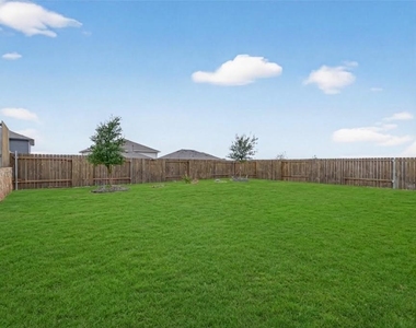 12361 Carib Crossing Lane - Photo Thumbnail 43