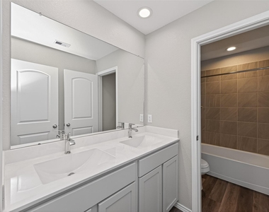 12361 Carib Crossing Lane - Photo Thumbnail 37