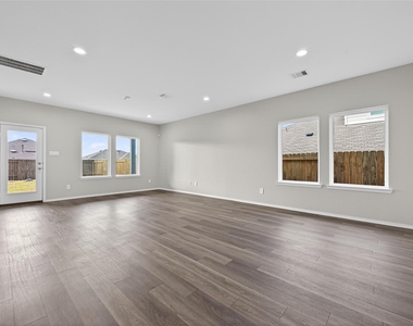 12361 Carib Crossing Lane - Photo Thumbnail 16