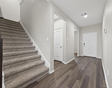 12361 Carib Crossing Lane - Photo Thumbnail 4