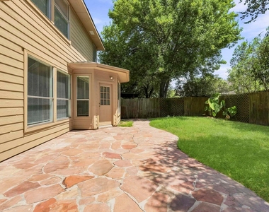 1925 Lori Court - Photo Thumbnail 24