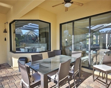 9461 Italia Way - Photo Thumbnail 13