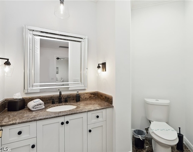 6501 Crown Colony Place - Photo Thumbnail 29