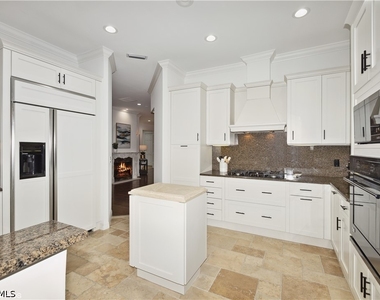 6501 Crown Colony Place - Photo Thumbnail 13