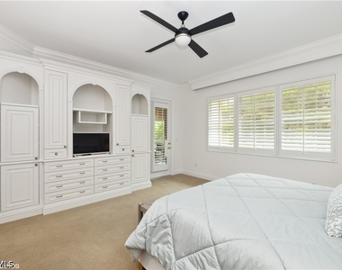 6501 Crown Colony Place - Photo Thumbnail 21
