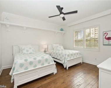 6501 Crown Colony Place - Photo Thumbnail 25