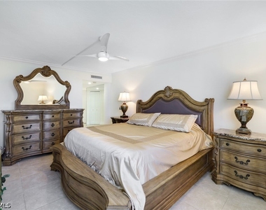 4041 Gulf Shore Boulevard N - Photo Thumbnail 16