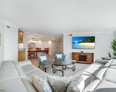 4041 Gulf Shore Boulevard N - Photo Thumbnail 3