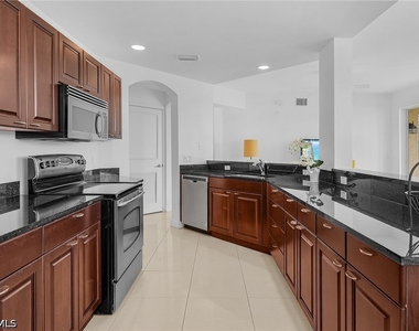 20240 Burnside Place - Photo Thumbnail 14