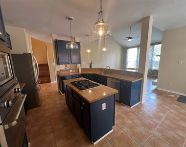 26 Merit Woods Place - Photo Thumbnail 8