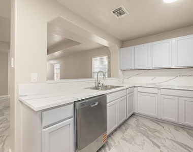 9230 Wolcott Park Lane - Photo Thumbnail 14
