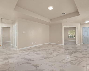 9230 Wolcott Park Lane - Photo Thumbnail 7