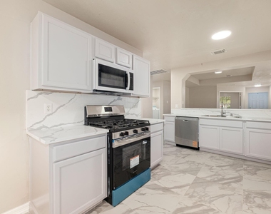 9230 Wolcott Park Lane - Photo Thumbnail 15
