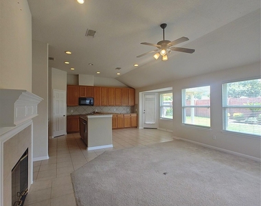 10918 Tattershall Lane - Photo Thumbnail 17