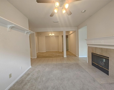 10918 Tattershall Lane - Photo Thumbnail 14