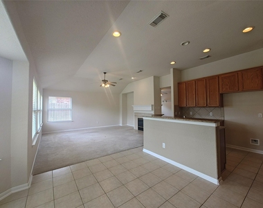 10918 Tattershall Lane - Photo Thumbnail 16