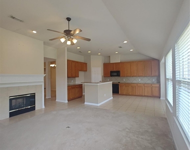 10918 Tattershall Lane - Photo Thumbnail 19