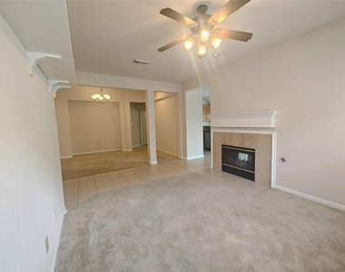 10918 Tattershall Lane - Photo Thumbnail 15