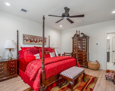 6405 Highland Pine Lane - Photo Thumbnail 22