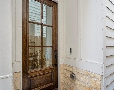 6405 Highland Pine Lane - Photo Thumbnail 2