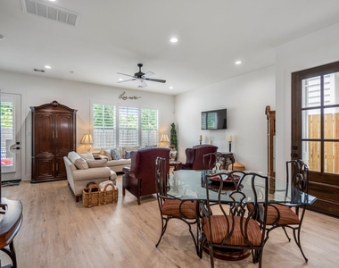 6405 Highland Pine Lane - Photo Thumbnail 4