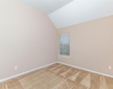 2201 Signal Hill Drive - Photo Thumbnail 23