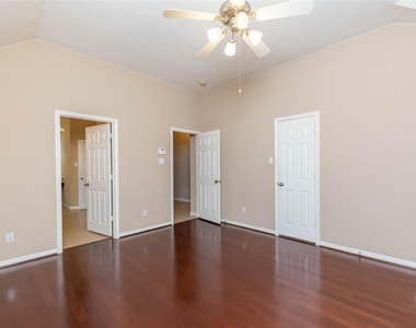 2201 Signal Hill Drive - Photo Thumbnail 29