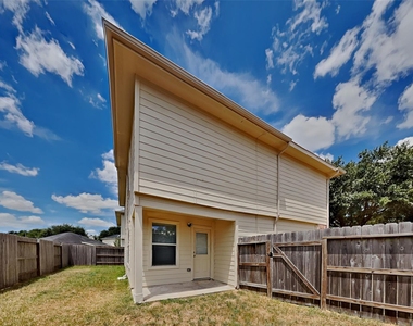19739 Buckland Park Drive - Photo Thumbnail 17