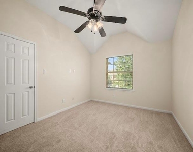3211 London Lane - Photo Thumbnail 4