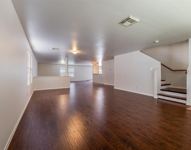 19827 Rustic Lake  Ln Lane - Photo Thumbnail 4