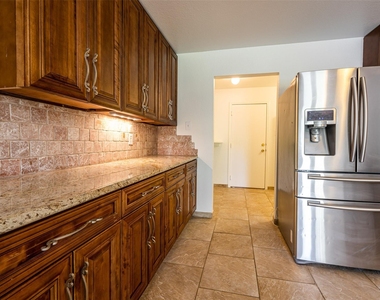 19827 Rustic Lake  Ln Lane - Photo Thumbnail 12