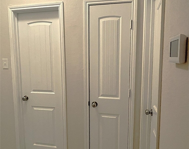 96 Jessica Drive - Photo Thumbnail 18