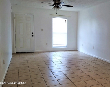 312 Brescia Street Ne - Photo Thumbnail 9