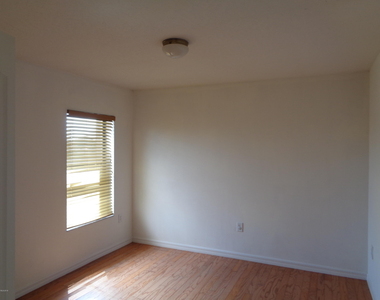 3337 Hoofprint Drive - Photo Thumbnail 10