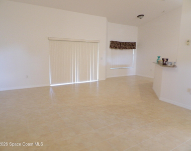 483 Entrada Street Se - Photo Thumbnail 7