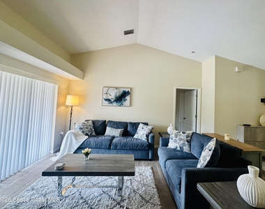 1143 Egret Lake Way - Photo Thumbnail 7