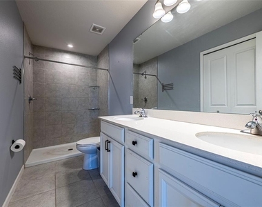 3084 Inlet Breeze Way - Photo Thumbnail 17